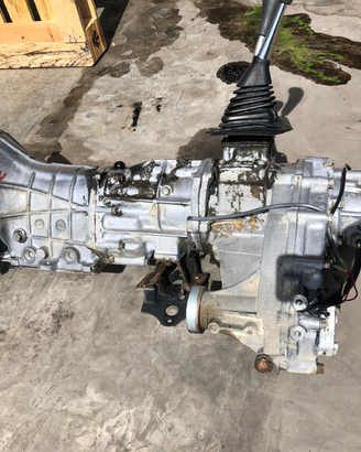 Cambio per MITSUBISHI L200 2.5 TDI anno 2005