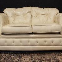Divano 2 posti Chesterfield club in pelle avorio