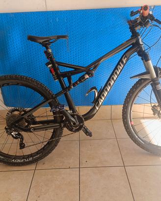 MTB cannondale cambio con gravel