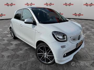 smart forfour BRABUS 0.9 Turbo twinamic Xclus...