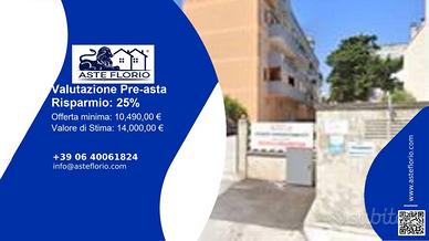 Immobile in asta di 28 m² con box auto doppio a Me