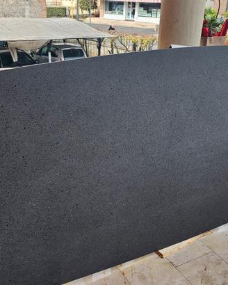 TAVOLO IN PIETRA LAVICA 