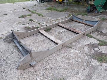 Invaso in legno 4,0 x 1,5 metri, peso 90 kg