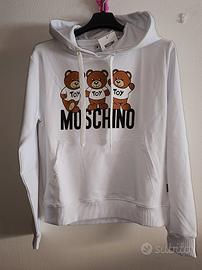 moschino 