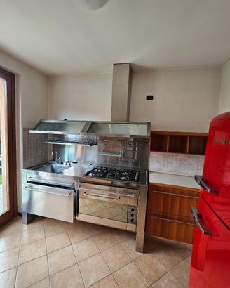 cucina acciaio inox + 2 mobili legno