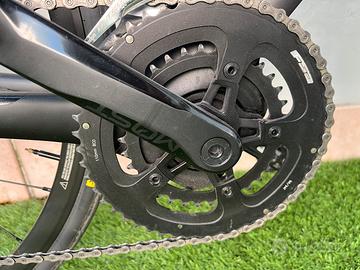 Bici da corsa Ebike Nytro Pinarello