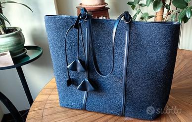 Coccinelle borsa feltro grigio come nuova