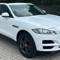 Jaguar F-Pace 2.0 D 180 CV AWD aut. Prestige
