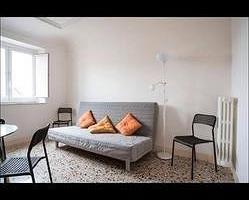 Circonvallazione fronte Policlinico bivani arredat