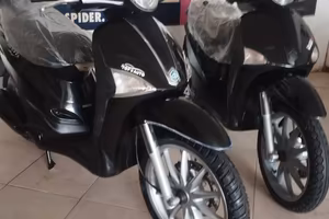 DA VETRINA Piaggio Liberty 50 MOKK NERO 4TEMPI