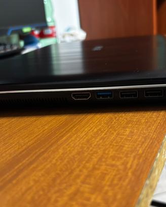 ASUS VivoBook 15