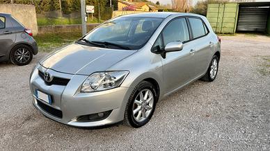 Toyota Auris privato 1.4 d4d come nuova
