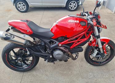 Ducati Monster 796+ Abs