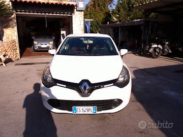 Renault Clio Sporter 1.5 dCi 8V 75CV Live 2014