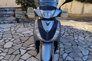 Honda SH150 anno 2011 da sistemare carrozzeria