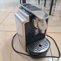 MACCHINA DEL CAFFE'  DOMO