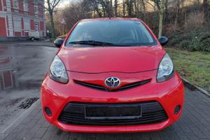 🚗 TOYOTA AYGO 1.0 BENZINA – 2013 🚗
Auto compatta
