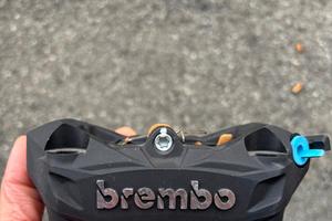 Coppia pinza freno brembo