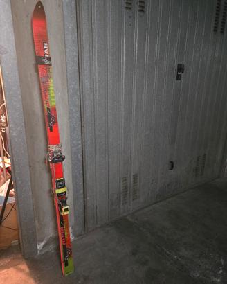 paia di sci alpinismo 