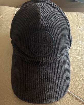 Cappello Stone Island