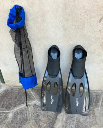 Pinne per nuoto