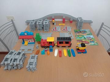 Lego Duplo Treno 10874  + binari extra e ponte