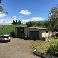 Magazzino/garage a Lucignano
