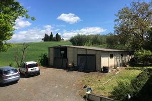 Magazzino/garage a Lucignano