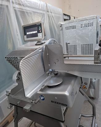 Affettatrice automatica bizerba