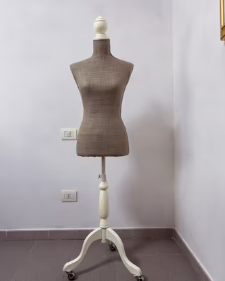 Manichino sartoriale donna – Stile vintage