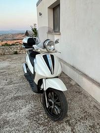 Piaggio Beverly 300