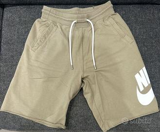 Pantaloncini Nike color kaki – taglia XS