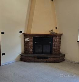 termocamino compreso di termosifoni 