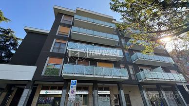 TRE LOCALI CON BOX - CENTRO CITTÀ