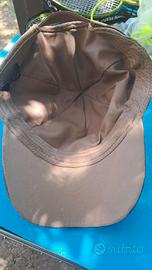 Cappello nuovo GUESS con visiera