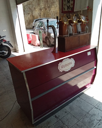 Mobile bar con spillatore