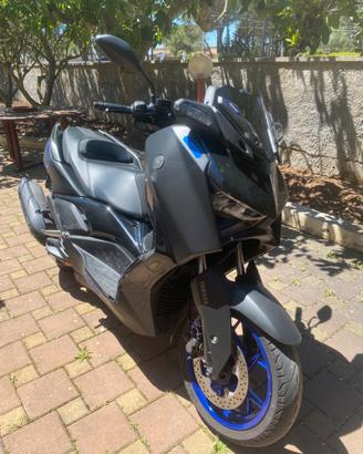 Yamaha xmax 125