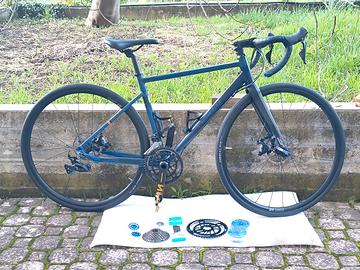 TRIBAN RC520 tg. S ruote DT SWISS