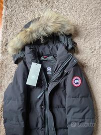 Canada Goose taglia M nero con pelo rimovibile