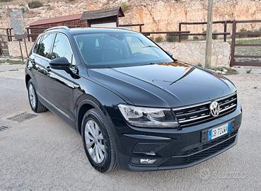 Volkswagen Tiguan 2.0 TDI SCR DSG Business BlueMot