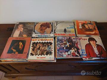 Lotto di 400 dischi in vinile usati per JukeBox