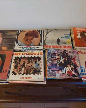 Lotto di 400 dischi in vinile usati per JukeBox