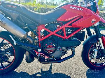 Ducati Hypermotard 1100
