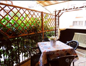 Ostia casa vacanze giardino posto auto