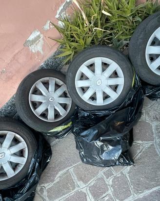 185/60 r15 gomme kumho dot 2021