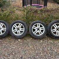 Cerchi Ford(61316H3)su gomme 205/60 R16