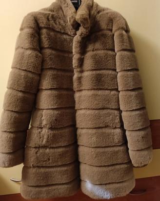 pelliccia ecologica  alta moda boutique 