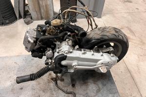 Blocco motore piaggio 125cc 4 tempi