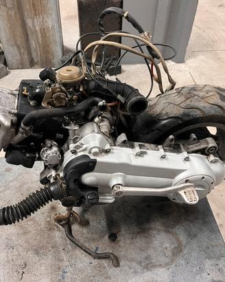 Blocco motore piaggio 125cc 4 tempi