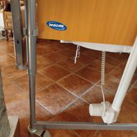 Letto elettrico per anziani e disabili INVACARE